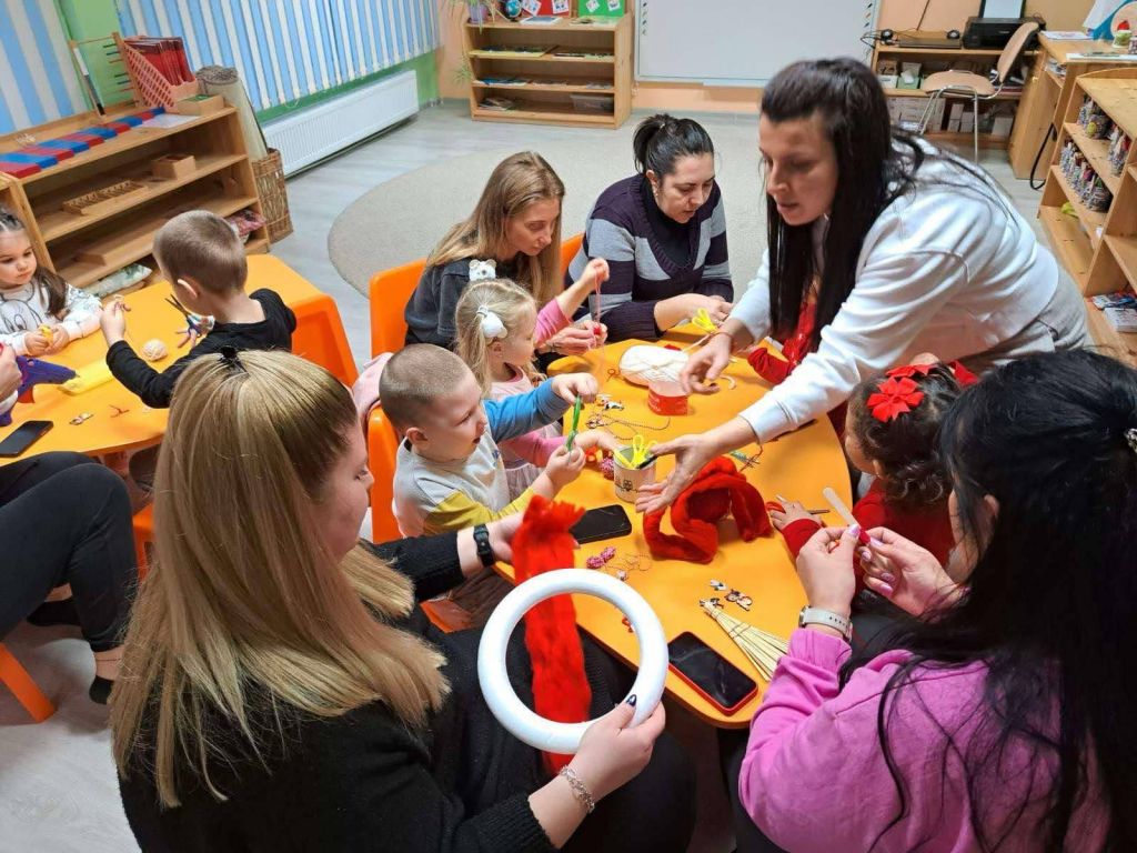 Практикум - В работилницата на Баба Марта - ДГ Знаме на мира - Враца